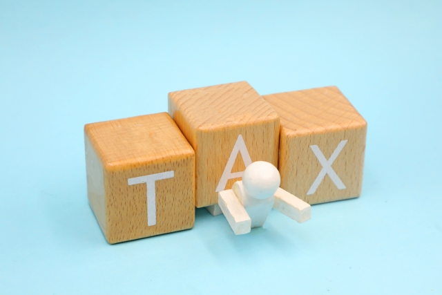 税金に押しつぶされる人