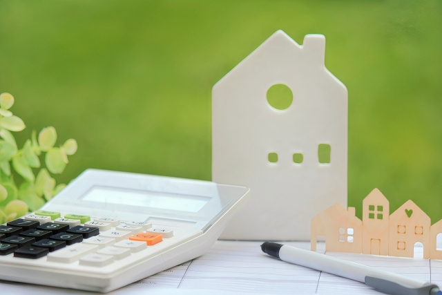 住宅の置物と計算機